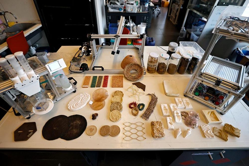 Danisa Peric, diseñadora industrial y directora ejecutiva de FabLab U. de Chile, laboratorio de innovación y creación ubicado en la Facultad de Ciencias Físicas y Matemáticas.